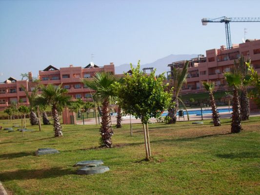 2007 early gardens with man holes