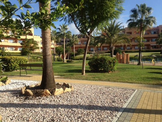 2012 pinkstone area in gardens pm4