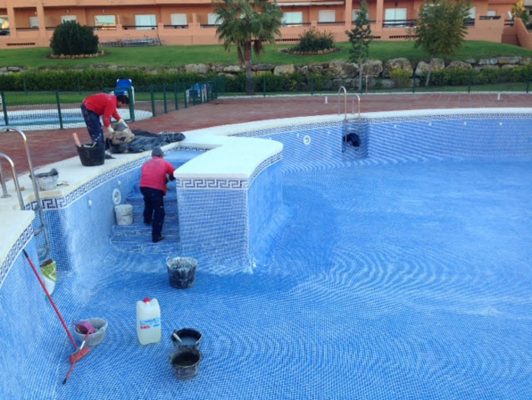 2013 pool steps built for accessibility at CDS PM4